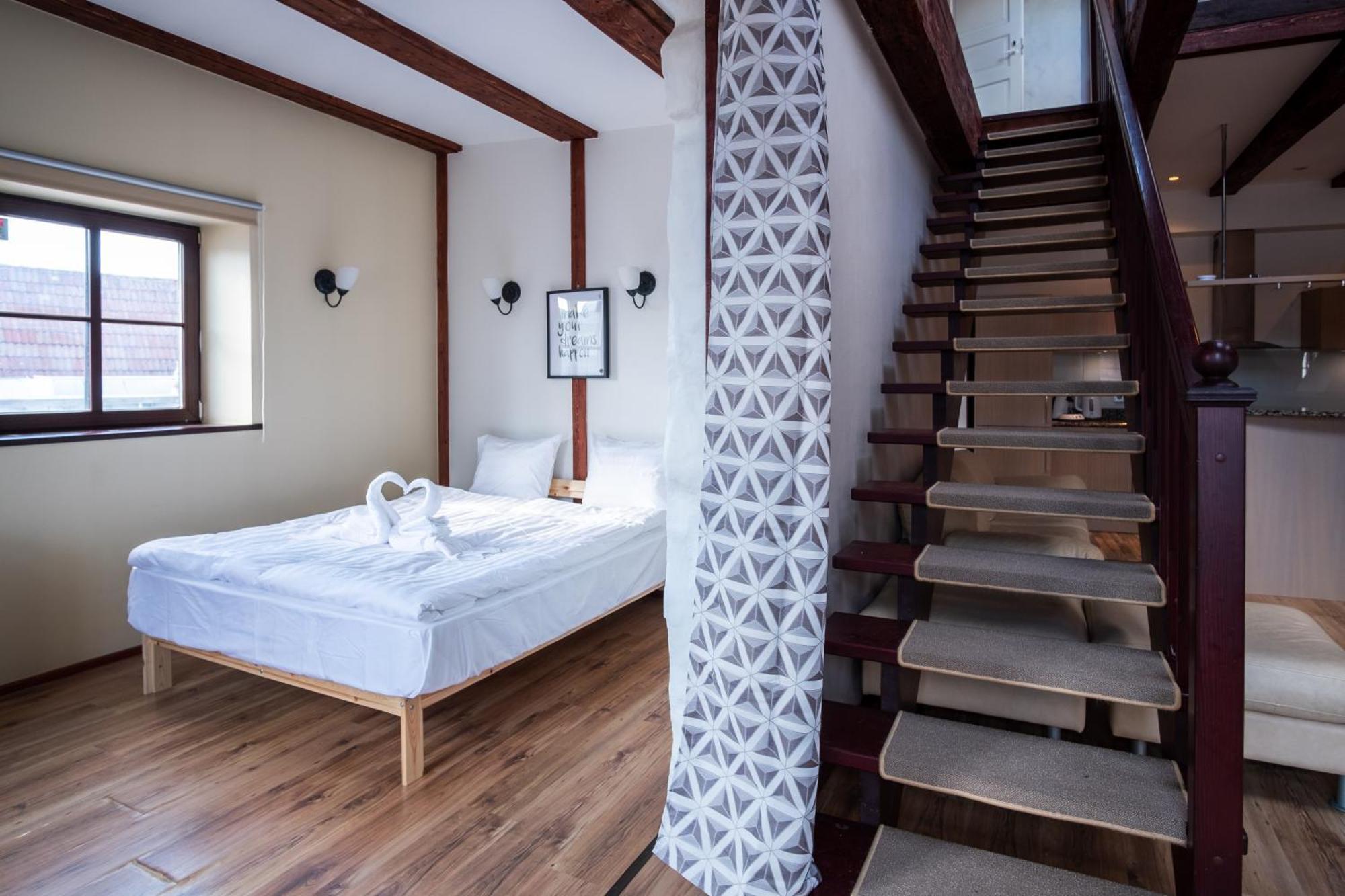 Dream Stay - Five Bedroom Penthouse In Old Town Tallinn Extérieur photo